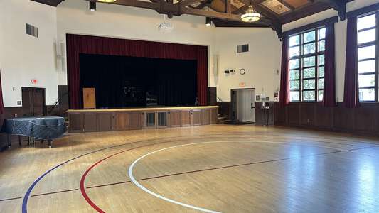 Havens Elementary Ellen Driscoll Theater in Piedmont