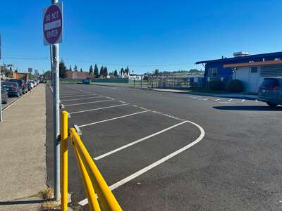Glassbrook Elementary School Parking Lot in Hayward