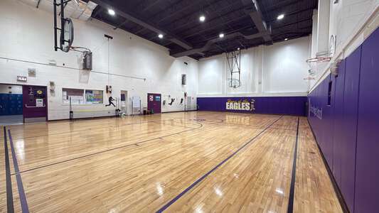 Kanoon - Gerald Delgado Kanoon Elementary Magnet School Gym in Chicago 3
