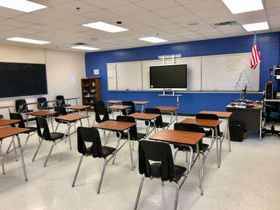 University High School Classroom Standard in Orlando
