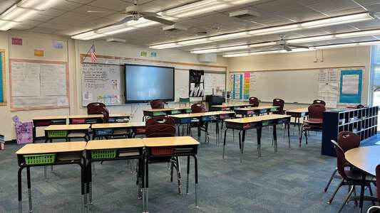 Bayshore Elementary School Classroom Standard in North Fort Myers