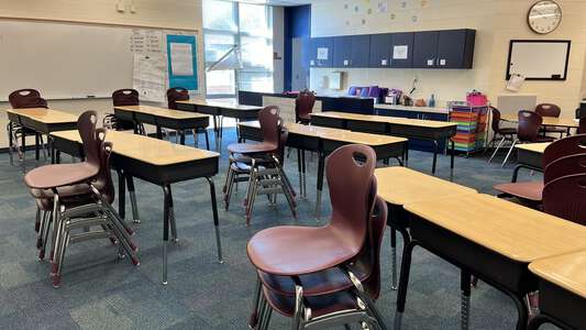 Bayshore Elementary School Classroom Standard in North Fort Myers