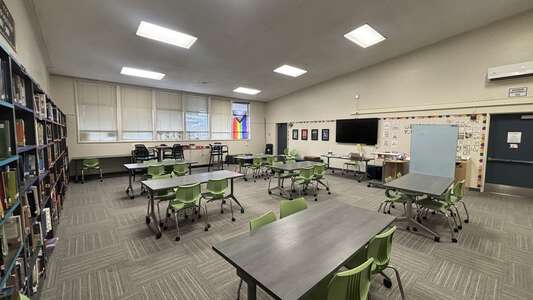 Orinda Intermediate School Library in Orinda