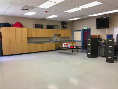 Goshen Elementary School Classroom Standard in Visalia