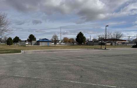 Franklin D. Roosevelt Elementary School Parking Lot - Side in Nampa 3