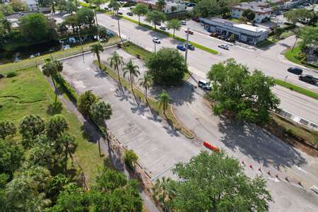 Margate Middle School Parking Lot - South in Magnate