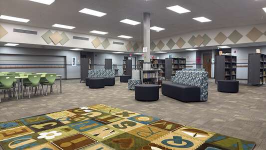 Desert View Elementary School Library in Rock Springs 2