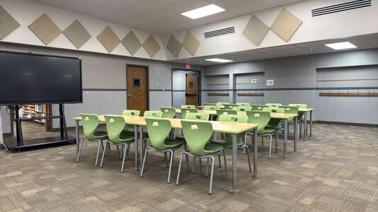 Desert View Elementary School Library in Rock Springs 5