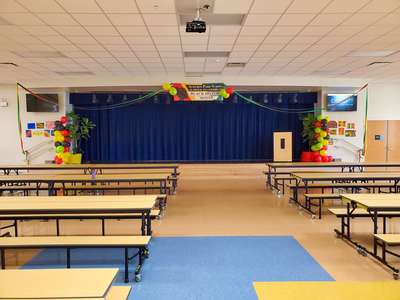 Audubon Park School K-8 Cafeteria in Orlando