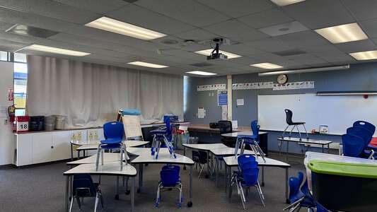 Johnson Elementary School Classroom Standard in El Cajon