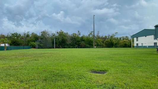 Sunray Elementary School Field - Practice in Holiday