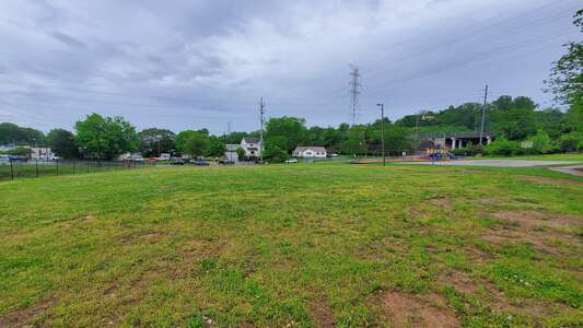 Pond Gap Elementary School Grounds in Knoxville
