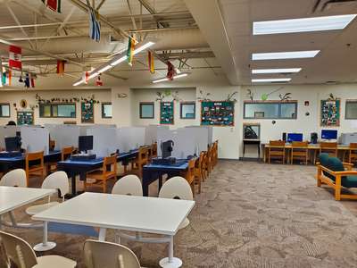 Ridgewood Park Elementary School Media Center in Orlando