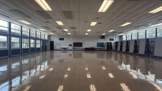 Rudolph Matas School Cafeteria in Metairie 2