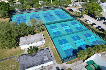 Sunrise Middle School Tennis Courts in Fort Lauderdale