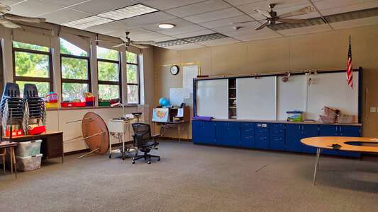 South Oceanside Elementary School Classroom Standard in Oceanside