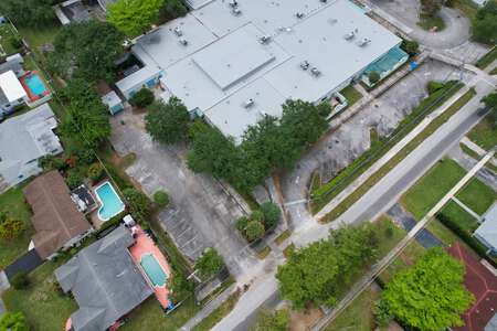 Pembroke Pines Elementary School Parking Lot - Main in Pembroke Pines