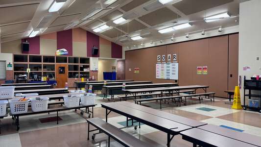 Harritt Elementary School Cafeteria in Salem