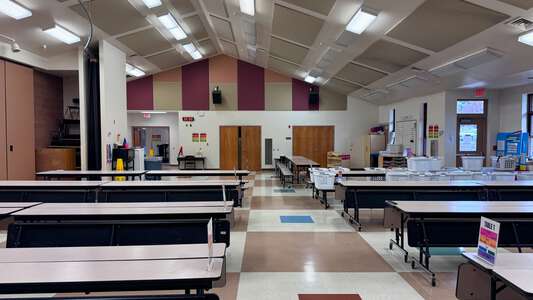 Harritt Elementary School Cafeteria in Salem