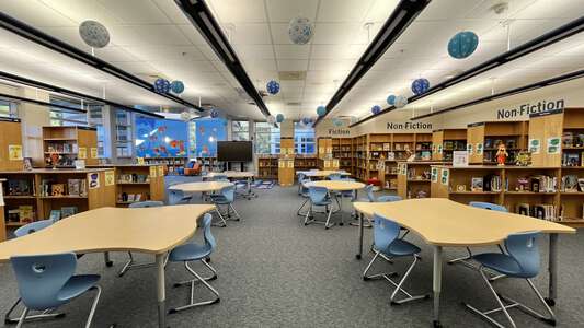 Pembroke Meadows Elementary School Media Center in Virginia Beach 2