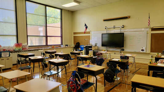 Henderson J P Elementary Classroom Standard in Houston