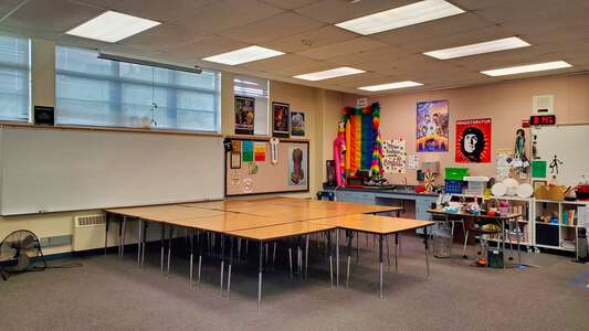 Jefferson Middle School Classroom Standard in Oceanside