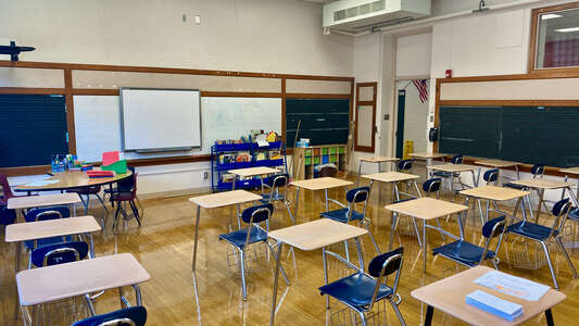 Golfcrest Elementary Classroom Standard in Houston