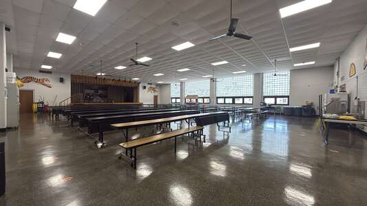 Townsend Elementary School Cafeteria in Del City 3