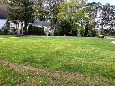 City of Ridgefield Overlook Park: Plaza, Stage and Grassy Areas in Ridgefield