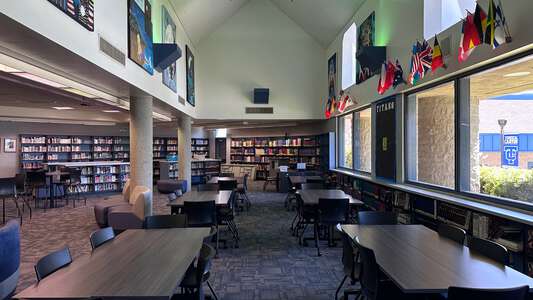 Temescal Canyon High School Library in Lake Elsinore 3