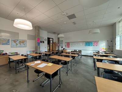 Grant High School Room 80 - Office in Portland