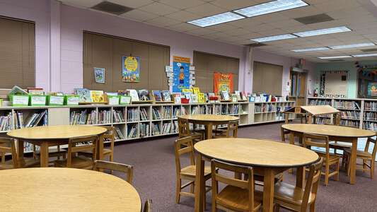 Sabal Palm Elementary School Library (3 hr min) in Jacksonville