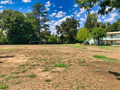 Crocker Riverside Elementary School Field - Practice in Sacramento