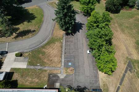 Fox Hollow Campus Parking Lot in Eugene