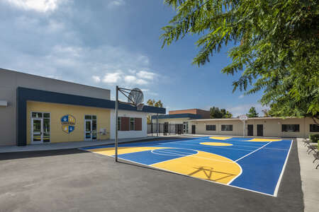 Creekside High School Outdoor Basketball Court in Irvine 2