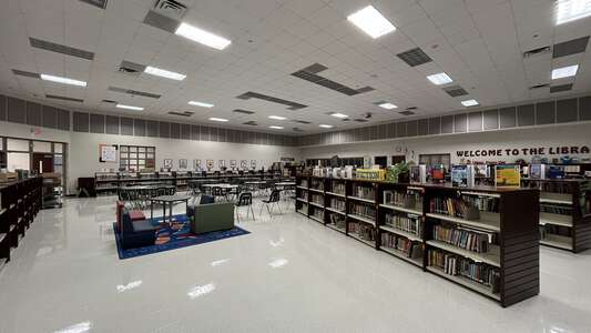 Ogden Elementary School Library in Humble 2