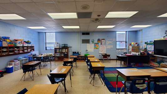 Cross Elementary School Classroom Standard in Cross