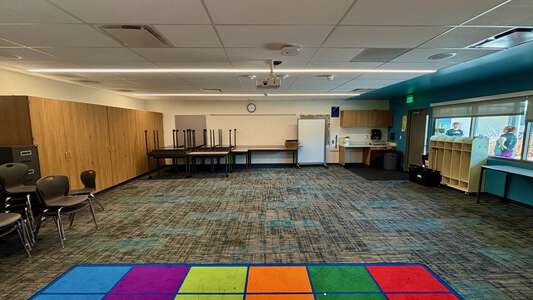 Ramona Elementary School Classroom Standard in Hemet