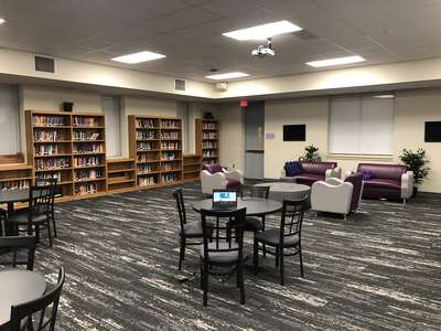 Crowley Ninth Grade Campus Library in Crowley