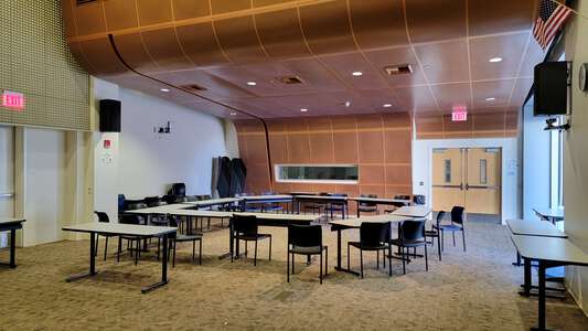 Los Angeles Harbor College Smart Classroom (Tech 110) in Wilmington