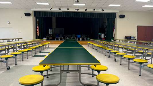 River Dell Elementary School Cafeteria in Clayton