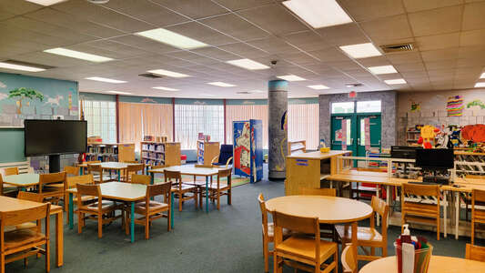 Hollywood Hills Elementary School Media Center in Hollywood