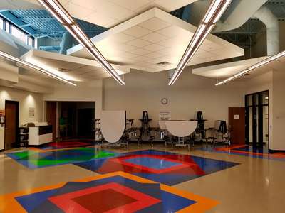 Lincoln Elementary (Norman Public Schools) Cafeteria in Norman