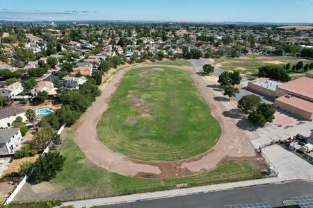 Dallas Ranch Middle School Track & Field in Antioch