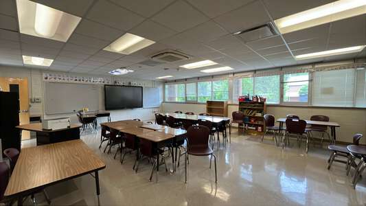 L.O. Kimberly Elementary School Classroom Standard in Atlanta 2