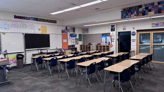 xDNU Stella Schola Middle School (Formerly LWSD) Classroom Standard in Redmond