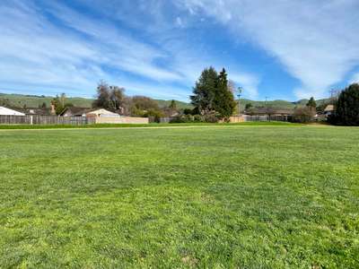 Mission Valley Elementary School (FUSD) Field - Practice in Fremont