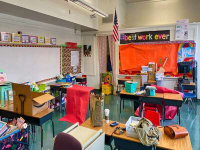 Sierra Madre Elementary School Classroom Standard in Sierra Madre