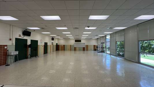 Myers Park High School Cafeteria in Charlotte 3