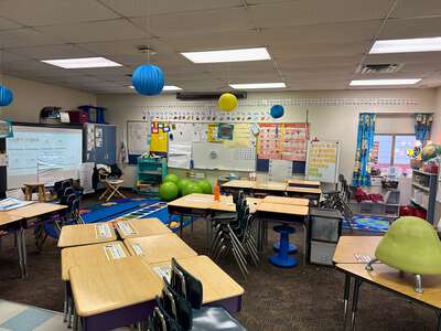 Petroglyph Elementary School Classroom Standard in Albuquerque